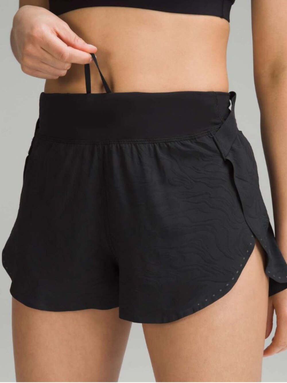 Lululemon Fast and Free High-Rise Short 2" *Airflow In-Sense Emboss Mini Black